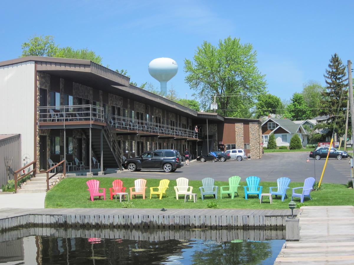 Otter Creek Inn アレクサンドリア・ベイ エクステリア 写真