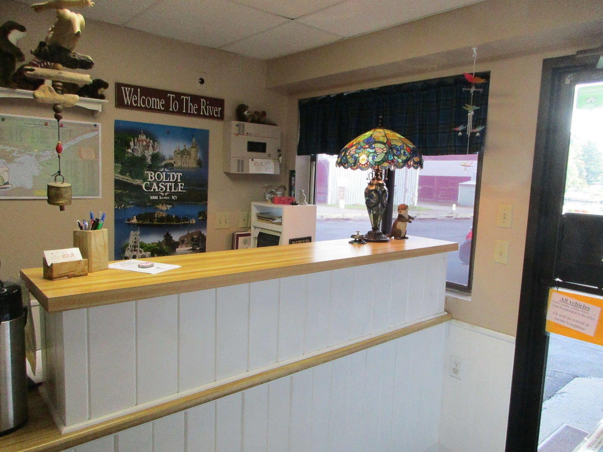 Otter Creek Inn アレクサンドリア・ベイ エクステリア 写真