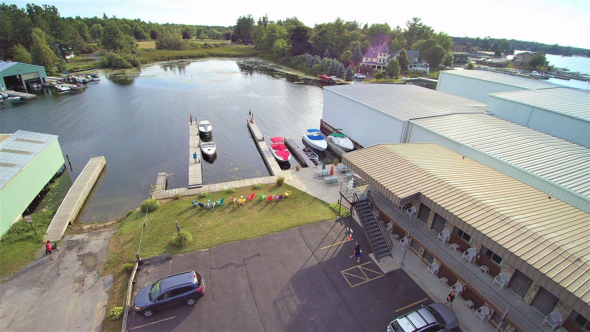 Otter Creek Inn アレクサンドリア・ベイ エクステリア 写真